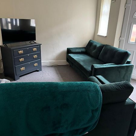 Marks Place Liverpool Luaran gambar